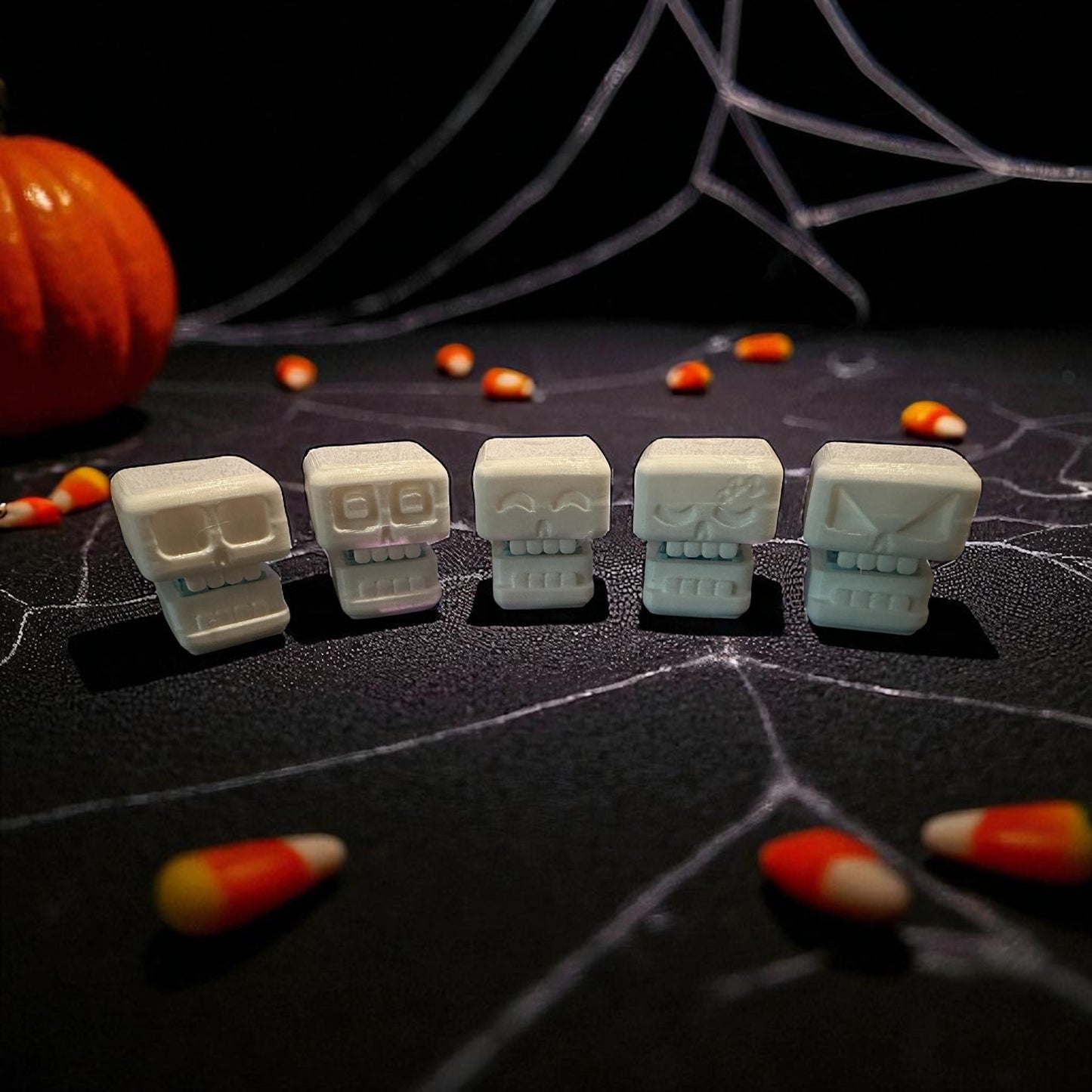 Halloween Skull Clicker Fidget Keychain – Stress Relief Toy