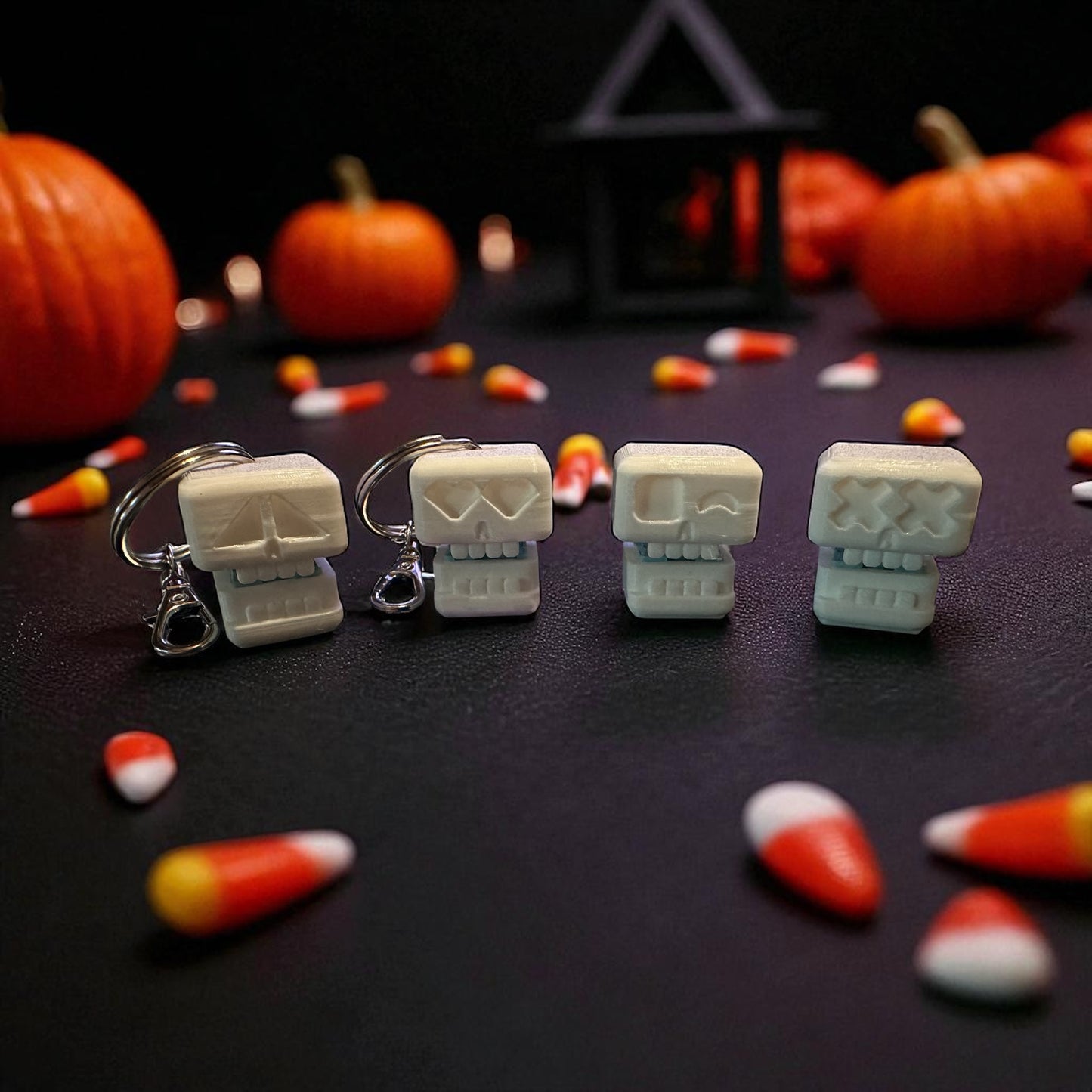 Halloween Skull Clicker Fidget Keychain – Stress Relief Toy
