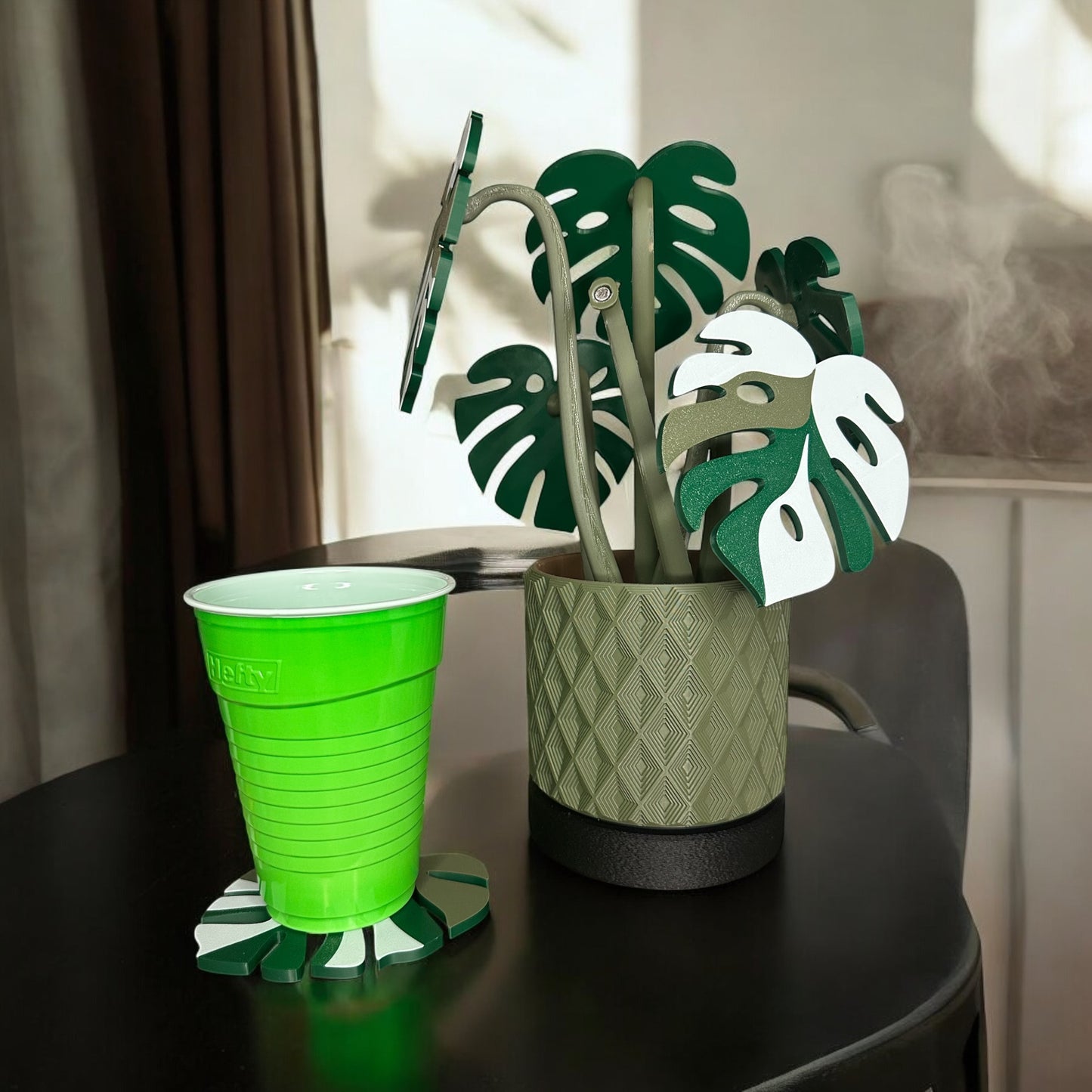 Monstera Plant Coaster Set – 6 Magnetized Coasters in Decorative Pot | 3D Printed